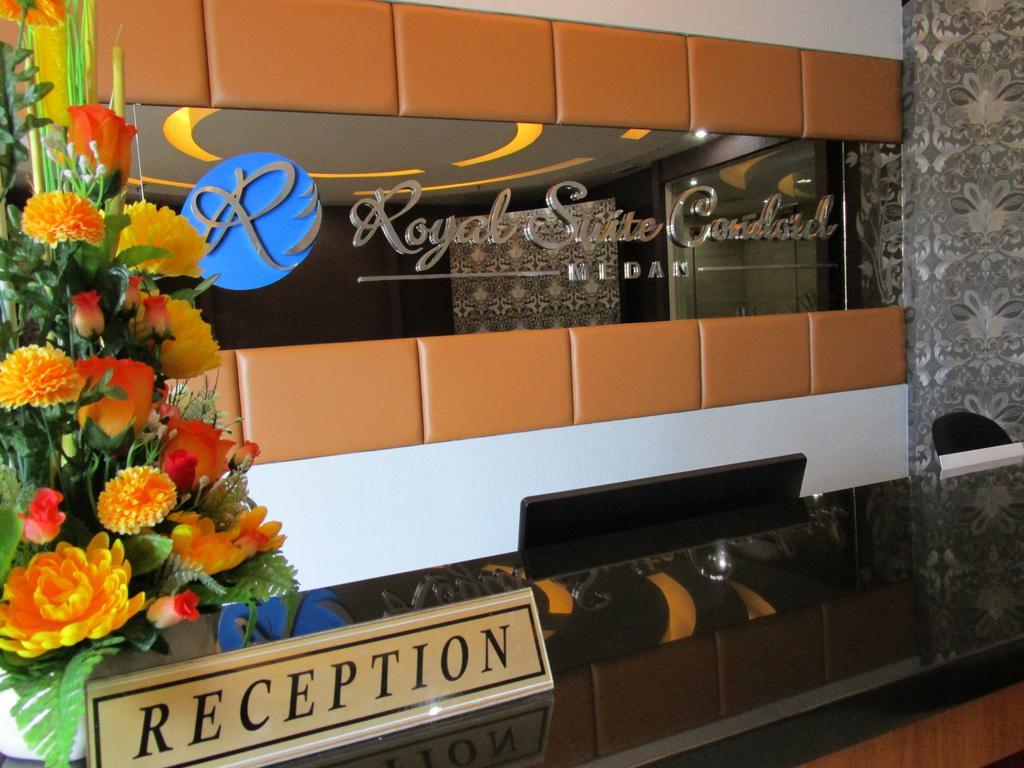 Royal Suite Condotel Medan Extérieur photo
