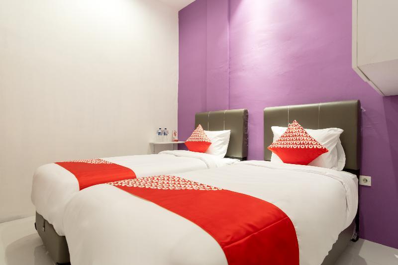 Royal Suite Condotel Medan Extérieur photo