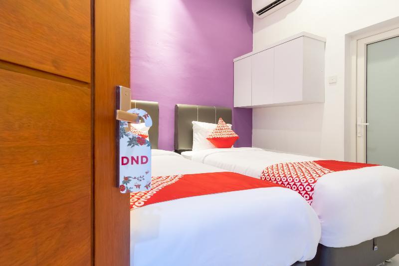 Royal Suite Condotel Medan Extérieur photo